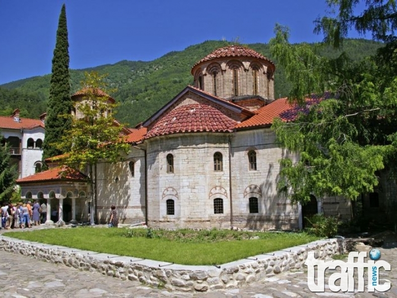 За първи път от години: Държавата осигурява 200 хиляди за издръжка на Бачковския манастир