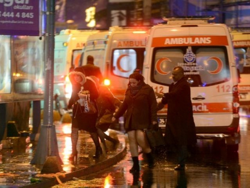 Стрелба по ресторант в Истанбул, има двама ранени