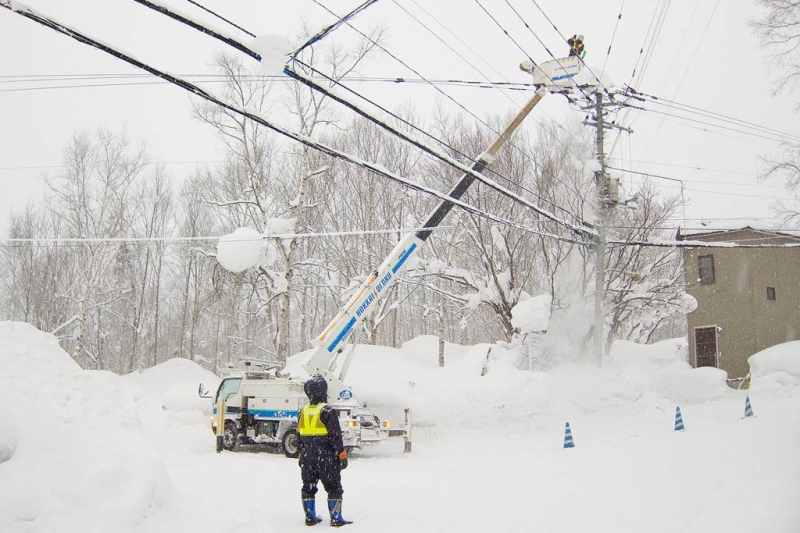 Над 100 села, обслужвани от ЕВН, са без електричество