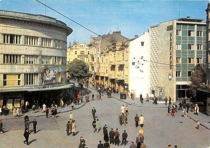 Пловдивските безделници през миналия век СНИМКИ
