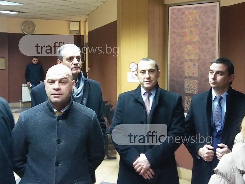 Съдът в Пловдив решава дали да отстрани кмета Тотев ВИДЕО
