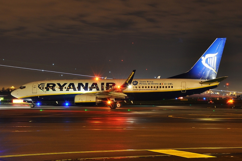 Самолет от Лондон не успя да кацне на летище Пловдив СНИМКА