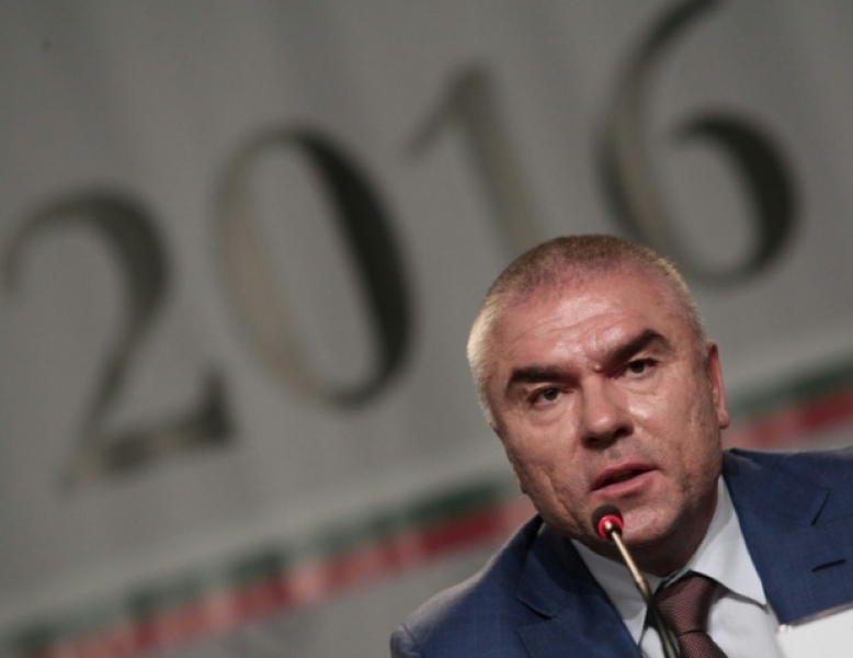 КЗК разследва Марешки за натиск над аптеки