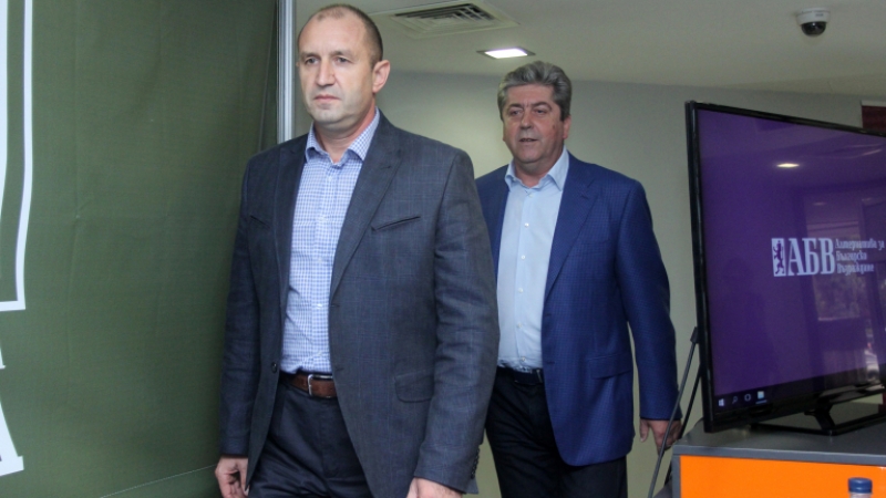 Първанов: БСП ще се опитат да задушат Румен Радев в обятията си