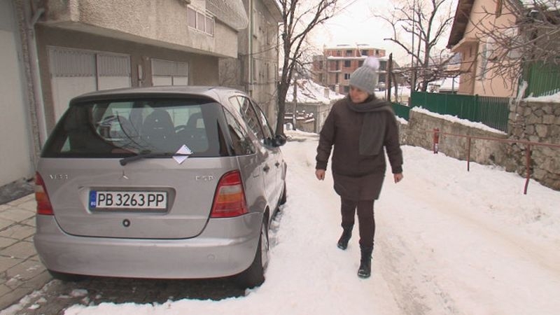 Почтеността е жива: Мъж удари спряла кола в Пловдив, но... не избяга ВИДЕО