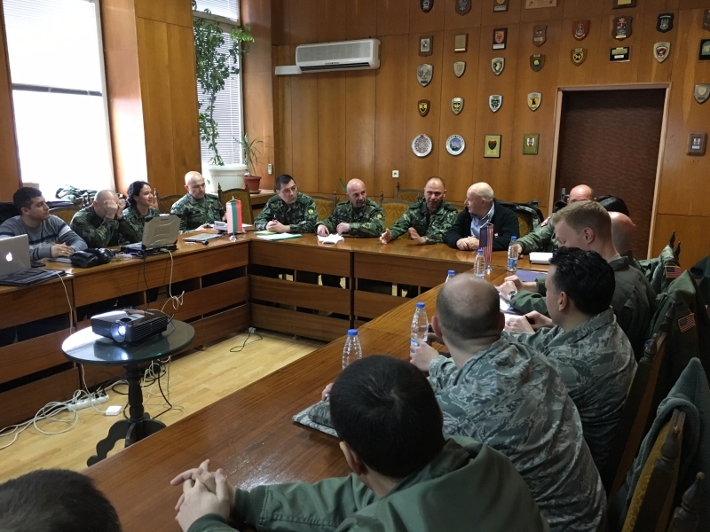 Български и американски военни ще тренират заедно в небето край Пловдив