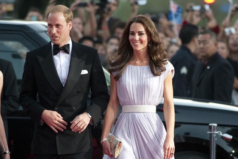 Защо принц Уилям никога не носи брачната си халка?