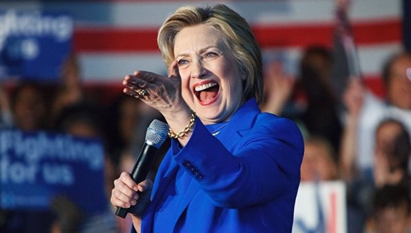 Хилари Клинтън обмисля да стане водеща на телевизионно предаване