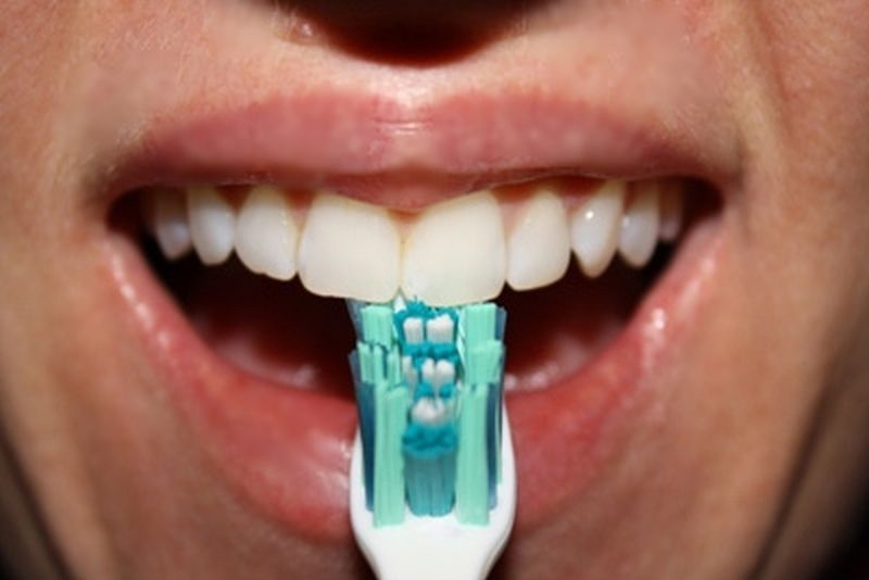 Какво се случва, когато не мием зъбите си?