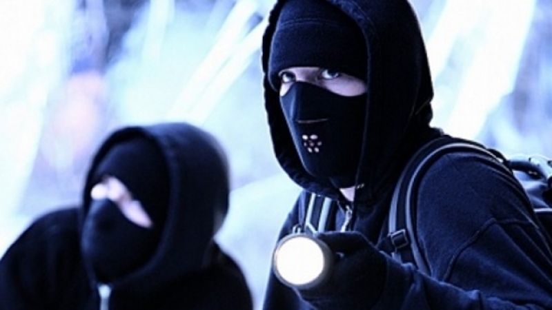 Дързък грабеж в Пловдив! Маскирани обраха магазин