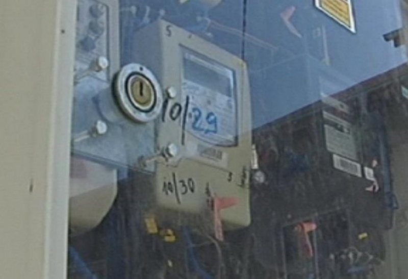 Семейство получи двойна сметка за ток, докато е в Германия