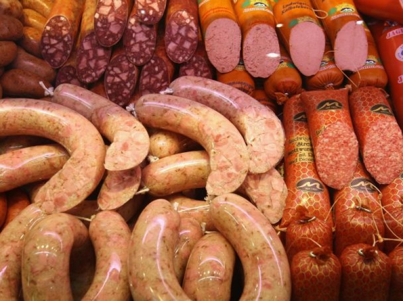 Пловдивчанин ще лежи година в затвора за кражба на 5 кила салам и кайма