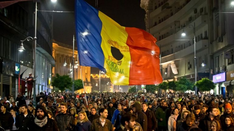 Оставки в Румъния заради протестите