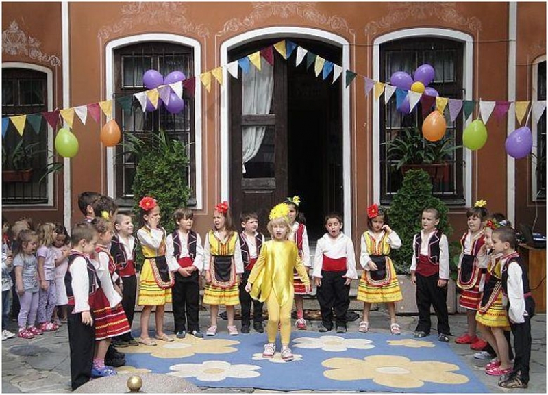 Родители подозират закриване на емблематичната детска градина Щурче в Стария град