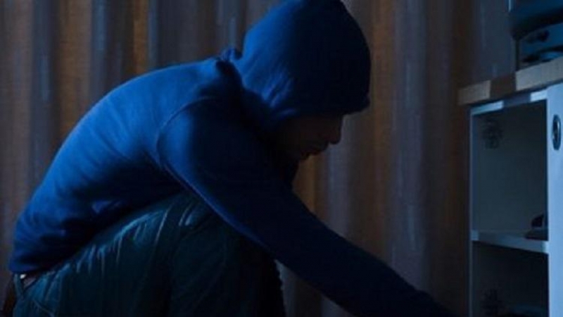 Апаши претарашиха два апартамента в Пловдив