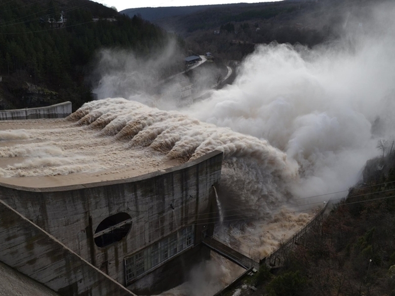 Преди задаващото се топене на снега: над 200 рискови язовира има у нас