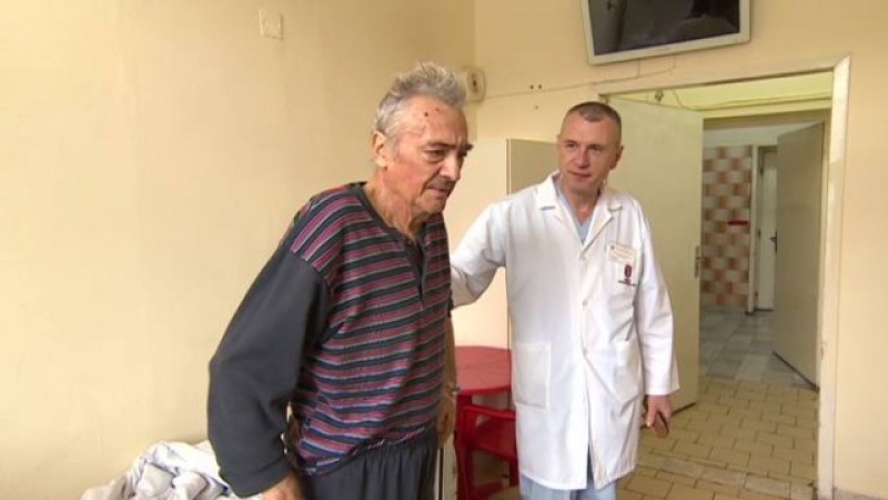 За първи път у нас направиха гръбначна операция на онкоболен