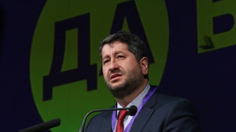 Пак жалба срещу “Да, България“, този път – от фирма