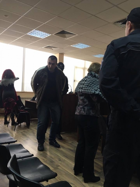 Полицаят Караджов заяви, че е подложен на нечовешки унижения в ареста