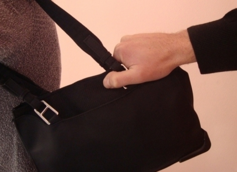 Откриха грабителите на 29-годишна пловдивчанка