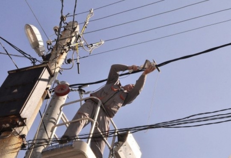 Смърт на жп гарата на Долна махала! Волтова дъга уби 26-годишния Илия
