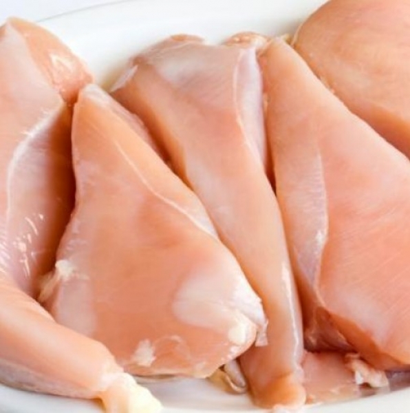 Бели линии в пилешкото месо - преди да го купите, трябва да сте наясно с това