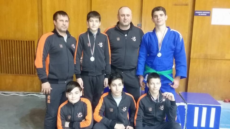 Пловдивски джудисти се върнаха със злато от национален турнир