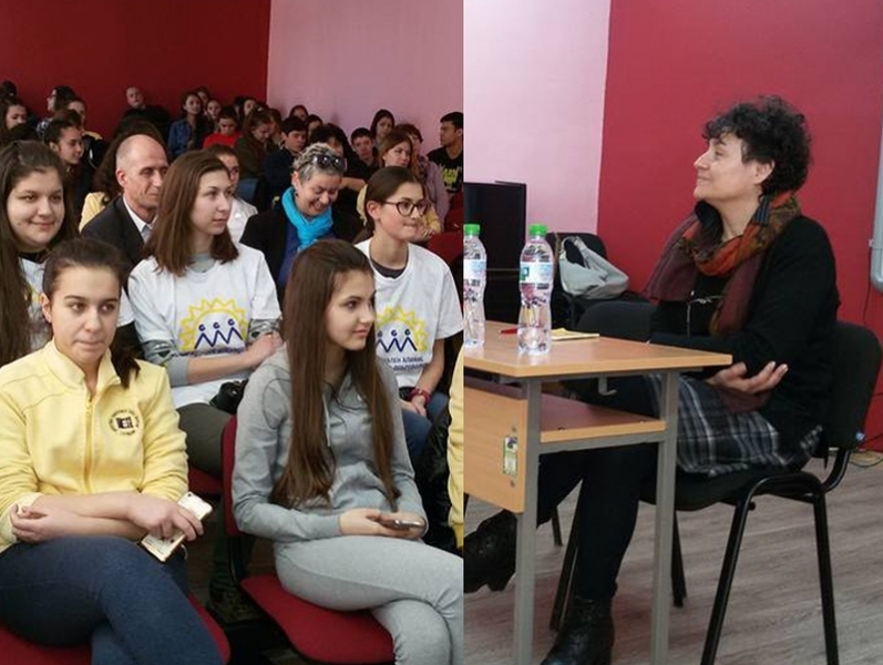 Весела Ляхова и ученици от Руската дадоха старт на фестивала “Младият Пловдив чете“