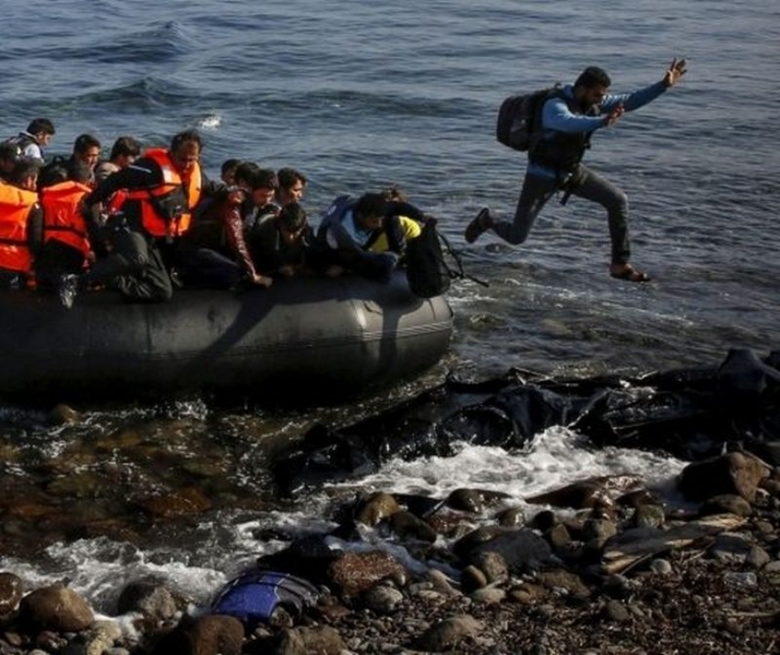 Трима мигранти са се удавили в река Марица, лодката им се е преобърнала
