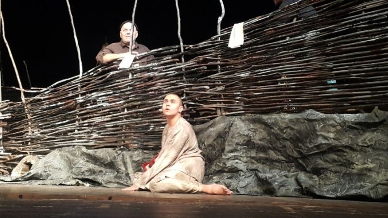 Родопският драматичен театър представя “Нощен гост“ в Пловдив
