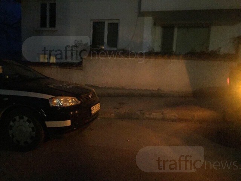 Бой с ножове в ромска къща в Куклен след семейна кавга