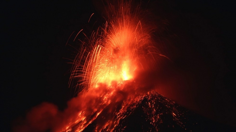 Още един действащ вулкан изригна в Гватемала
