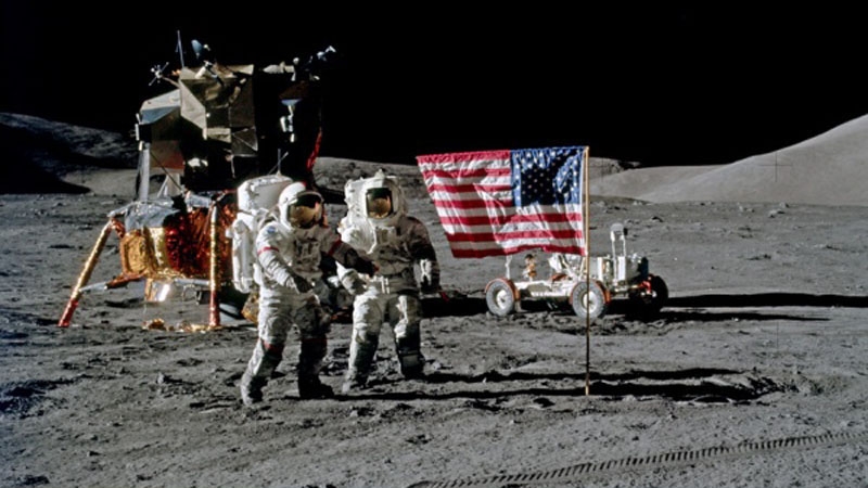 Американска компания ще изпраща пътници на Луната