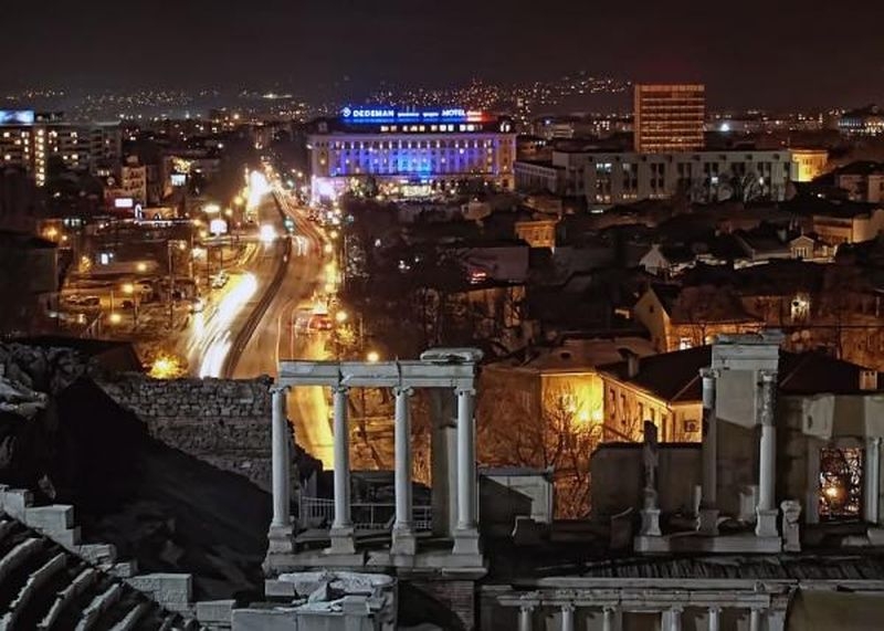 Облачно време в Пловдив, обилни валежи започват вечерта