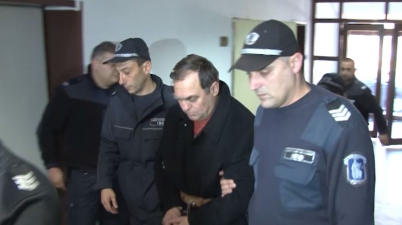 След обвинението в изнасилване: Евстатиев отива на психиатър