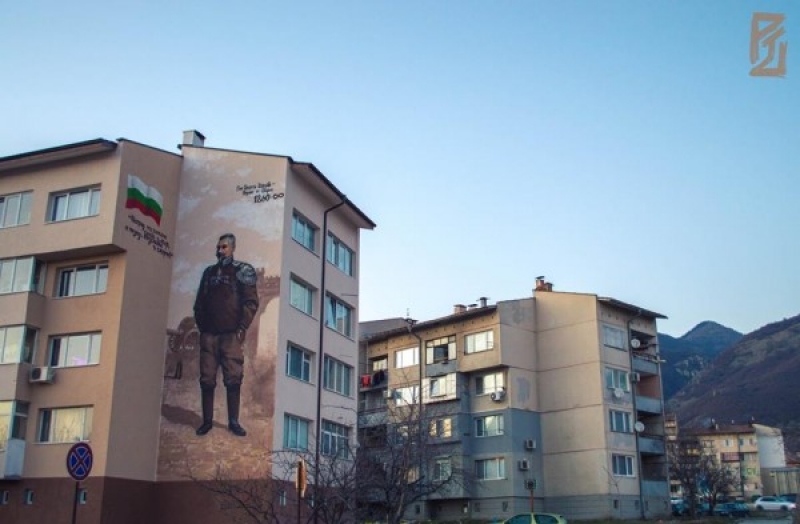 Пловдивски художници извисиха генералите Вазови в Града на героите СНИМКИ