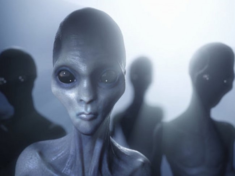 Учени от БАН искат отстраняването на колега, заради приказки за НЛО и извънземни