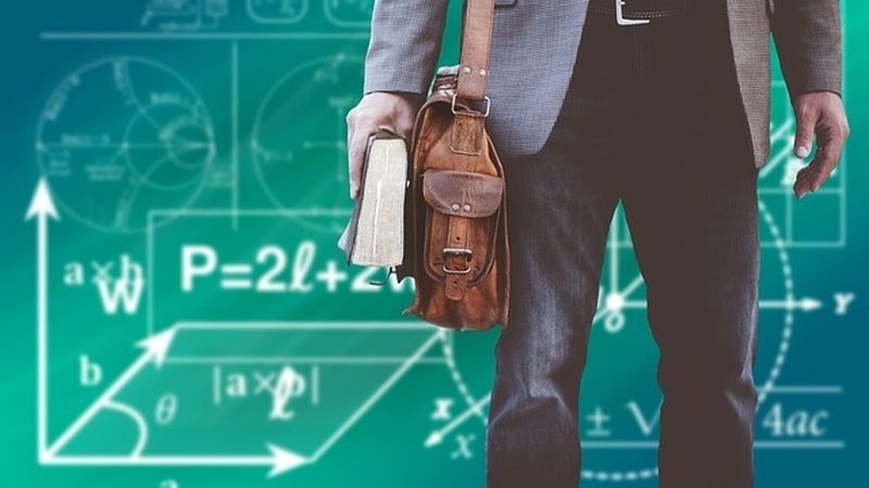 32 висши училища ще приемат с резултатите от матурите