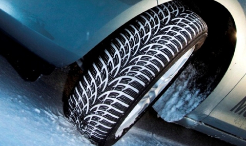 Специалисти съветват все още да не се сменят зимните гуми