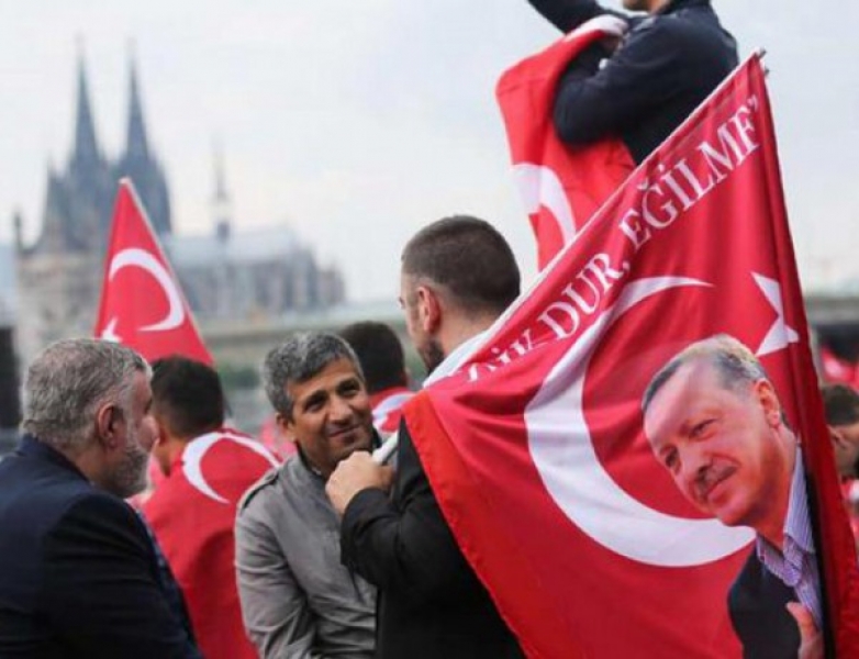Гответе се за вълна от бягащи от Турция!, предупреждава бивш консул