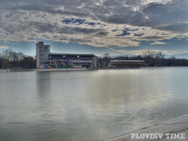 Зимата се завръща, температурите в Пловдив падат под нулата