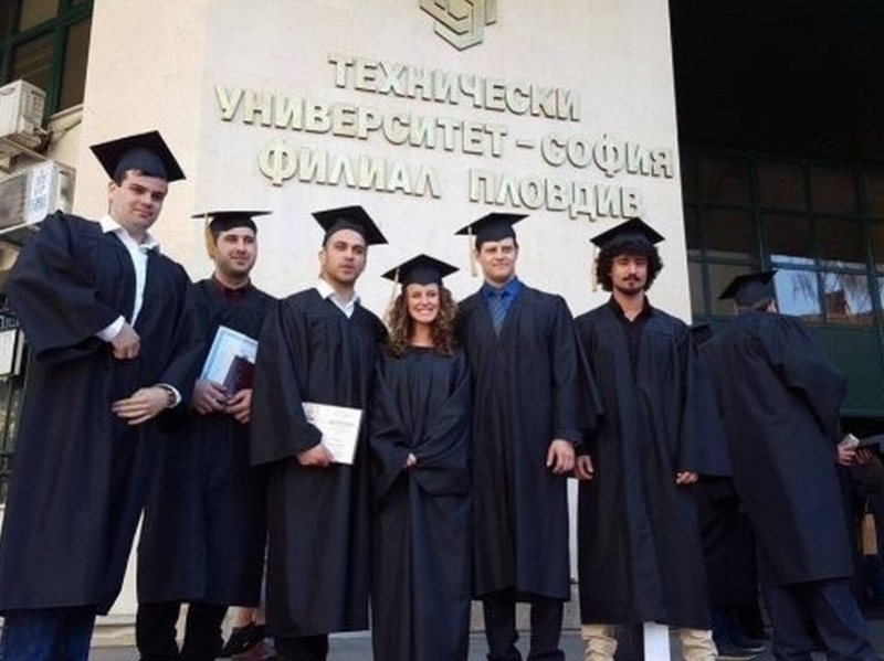 168 инженери се дипломират днес в Пловдив, първенецът на випуска завърши с 5,94
