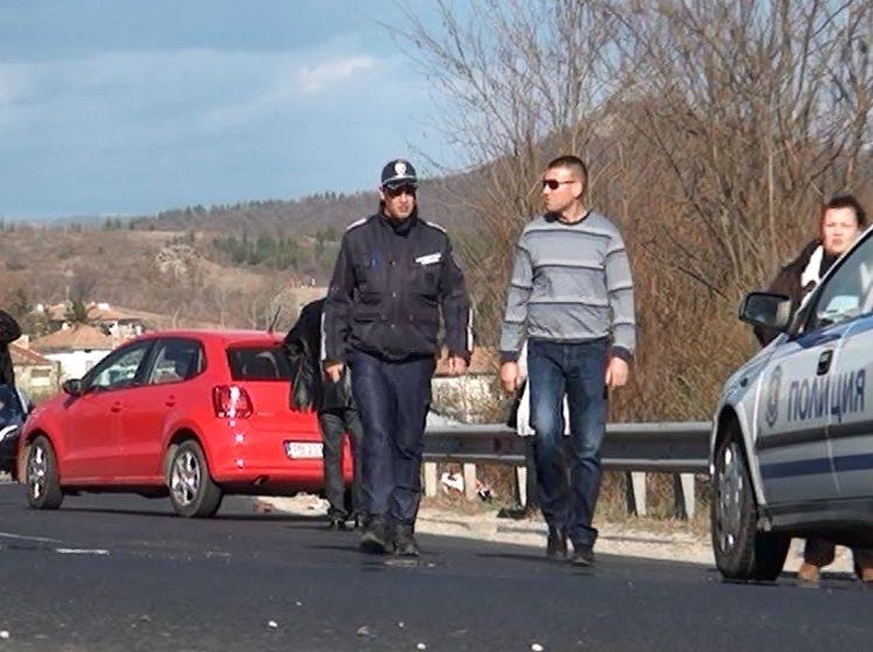 Психично болна избяга от лудница край Пловдив, прегази я кола