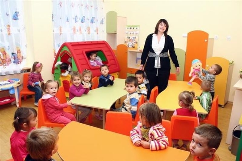 Награждават учители в Пловдив, обучили се на метода на Монтесори