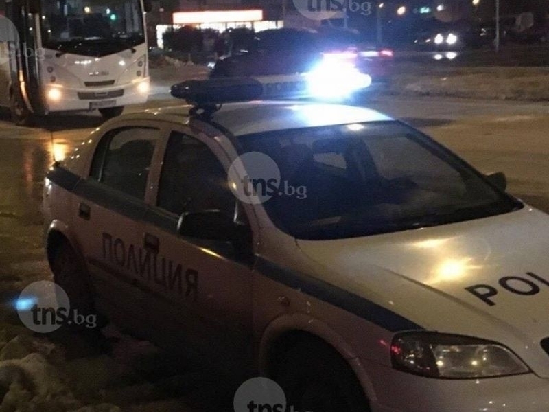 Арестуваха пиян и без книжка шофьор в Пловдив, автомобилът бил и с фалшиви номера