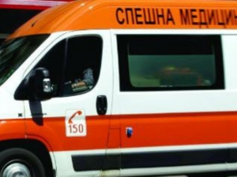 Линейка изостави мъж с тежка гангрена на междуселски път
