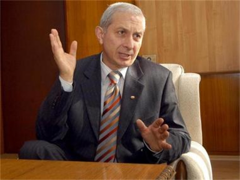 Премиерът Герджиков свика спешно заседание за извънредната ситуация по границите