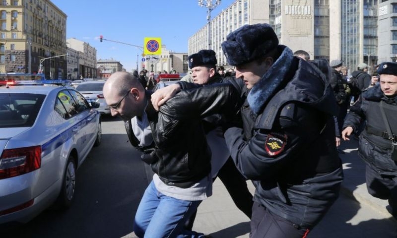 Безредици в Русия, над 500 задържани СНИМКИ и ВИДЕО
