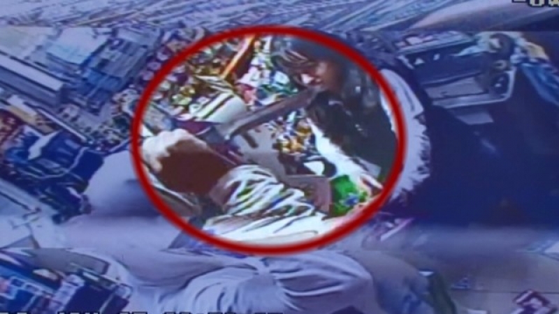 Магазинер изплаши въоръжен с нож крадец с... по-голям нож