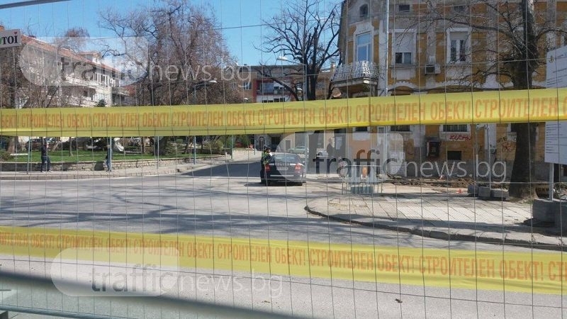 Пловдивските полицаи арестуваха двама младежи за крупна кражба, пуснаха ги с 